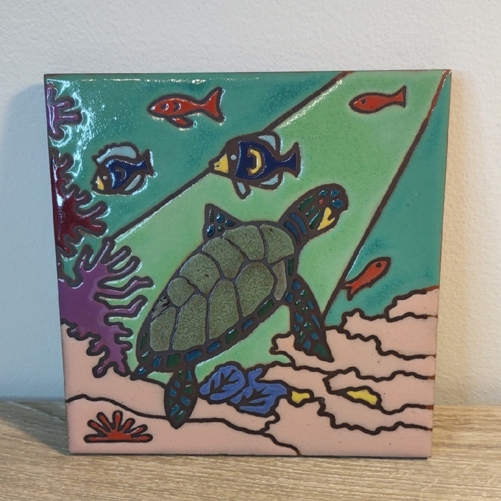 Handmade Ceramic Sea Turtle Painting Hot Plate Wall Decor 6"